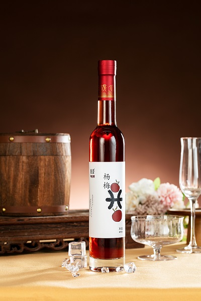 杨梅果酒