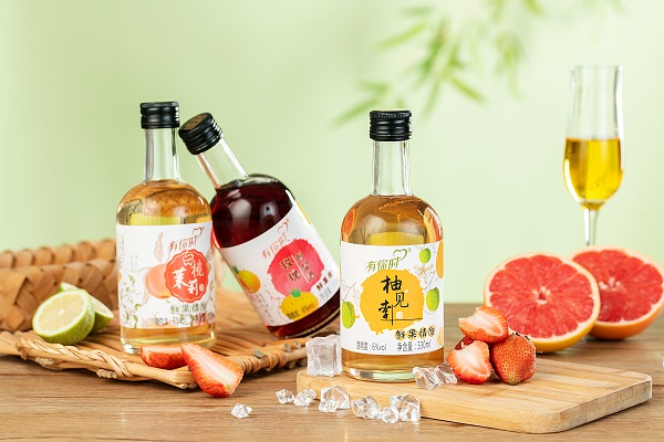 柚见李子酒