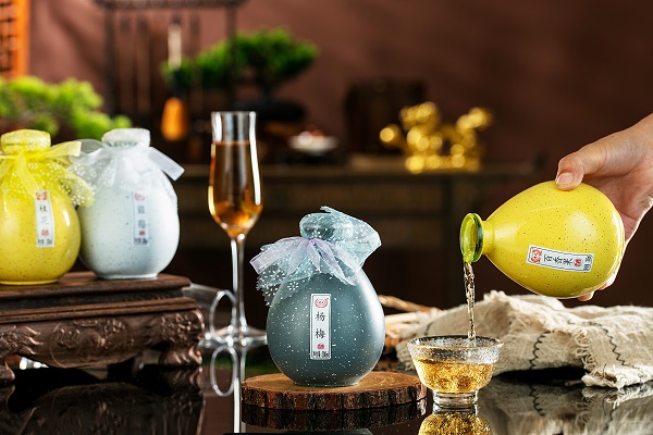 彩坛杨梅酒